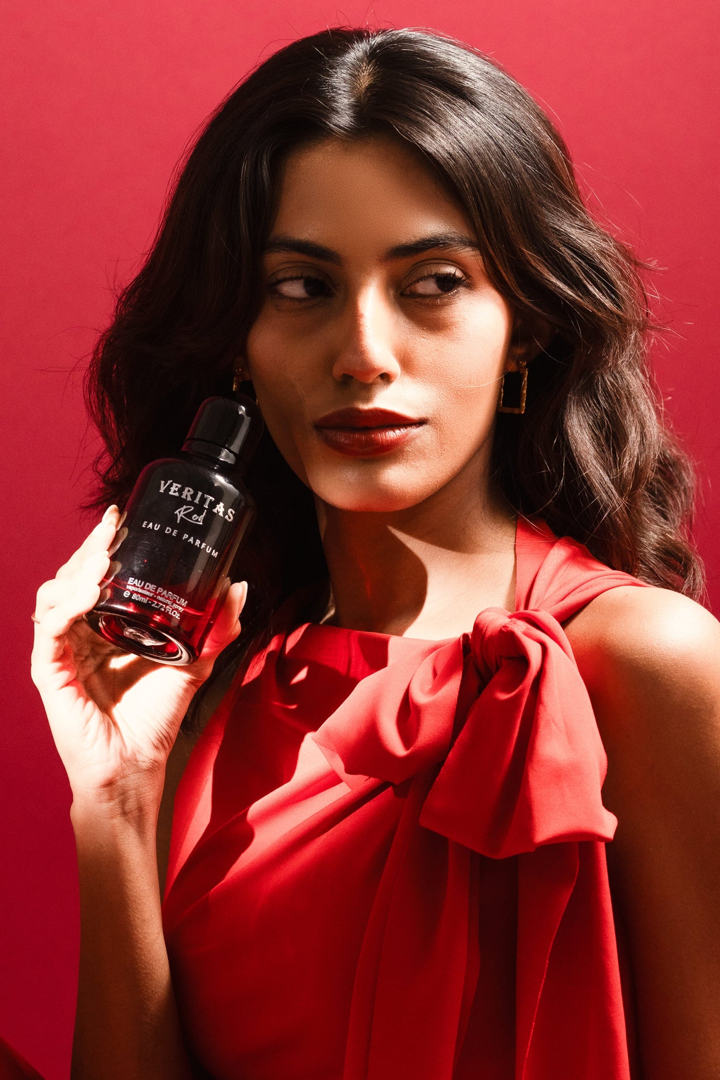 How to Choose a Signature Scent (From Someone Who Makes Them for a Living)